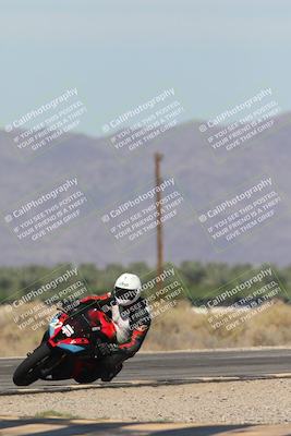 media/Oct-13-2025-Moto Forza (Mon) [[a66d839500]]/2-A Group/Session 3 (Turn 16)/